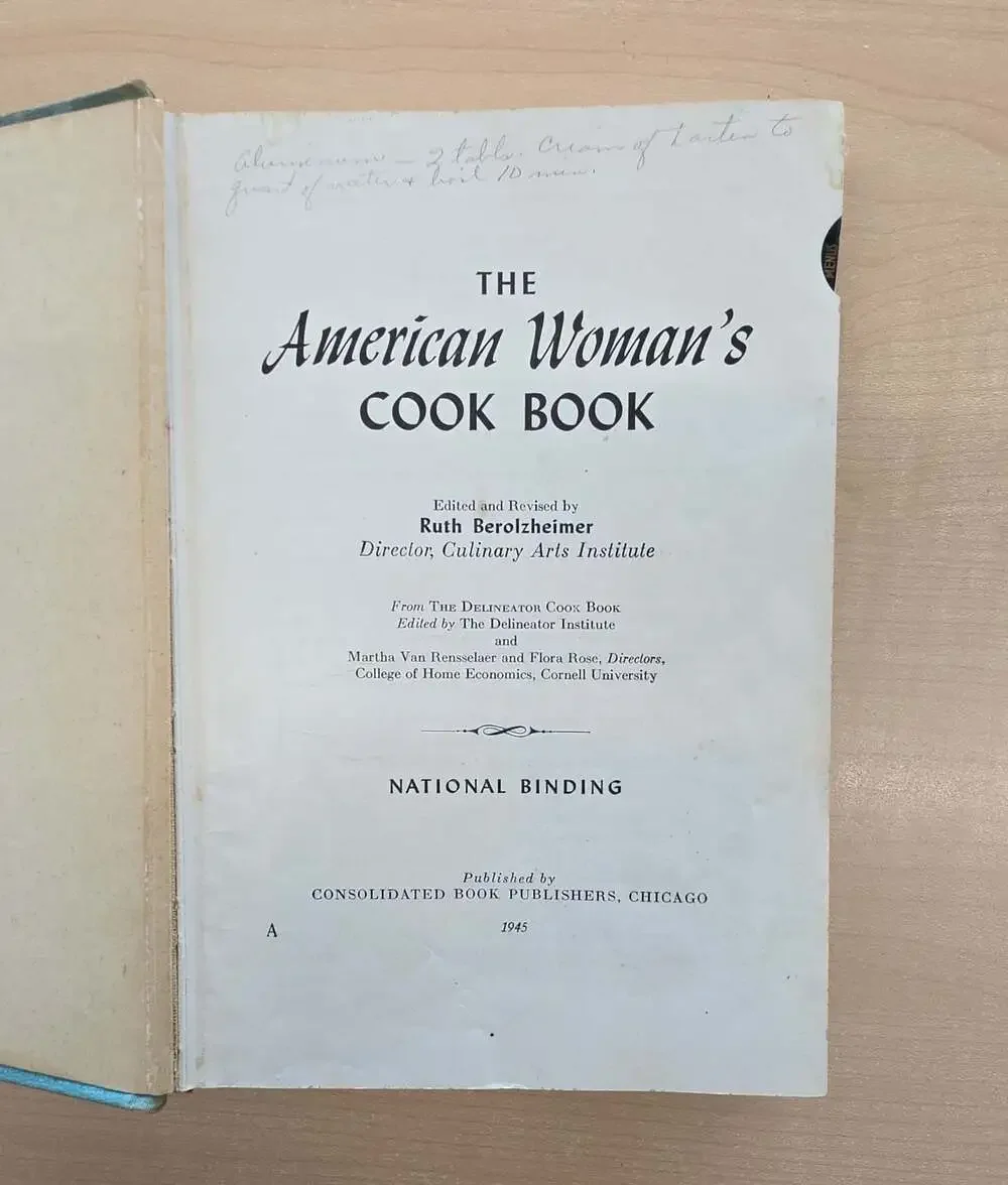 The American Woman's Cook Book Edited by Ruth Berolzheimer National Binding